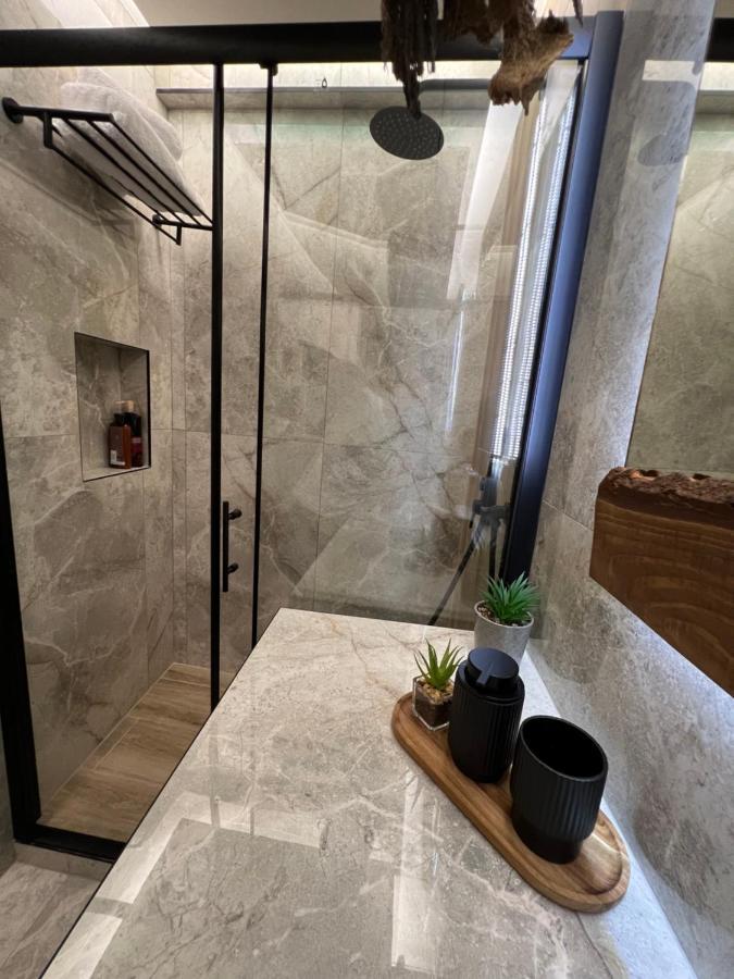 Supreme Malibu Suite Alexandroupoli Exterior foto
